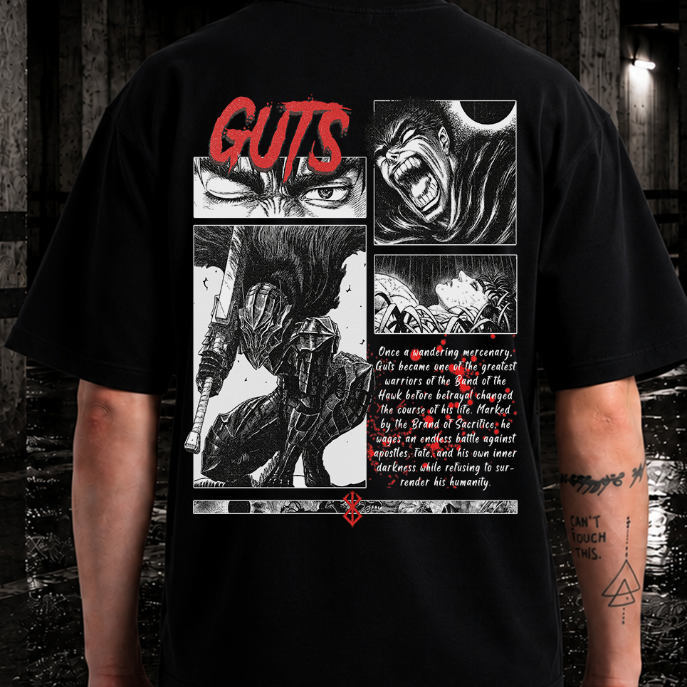 GUTS PANEL T-SHIRT